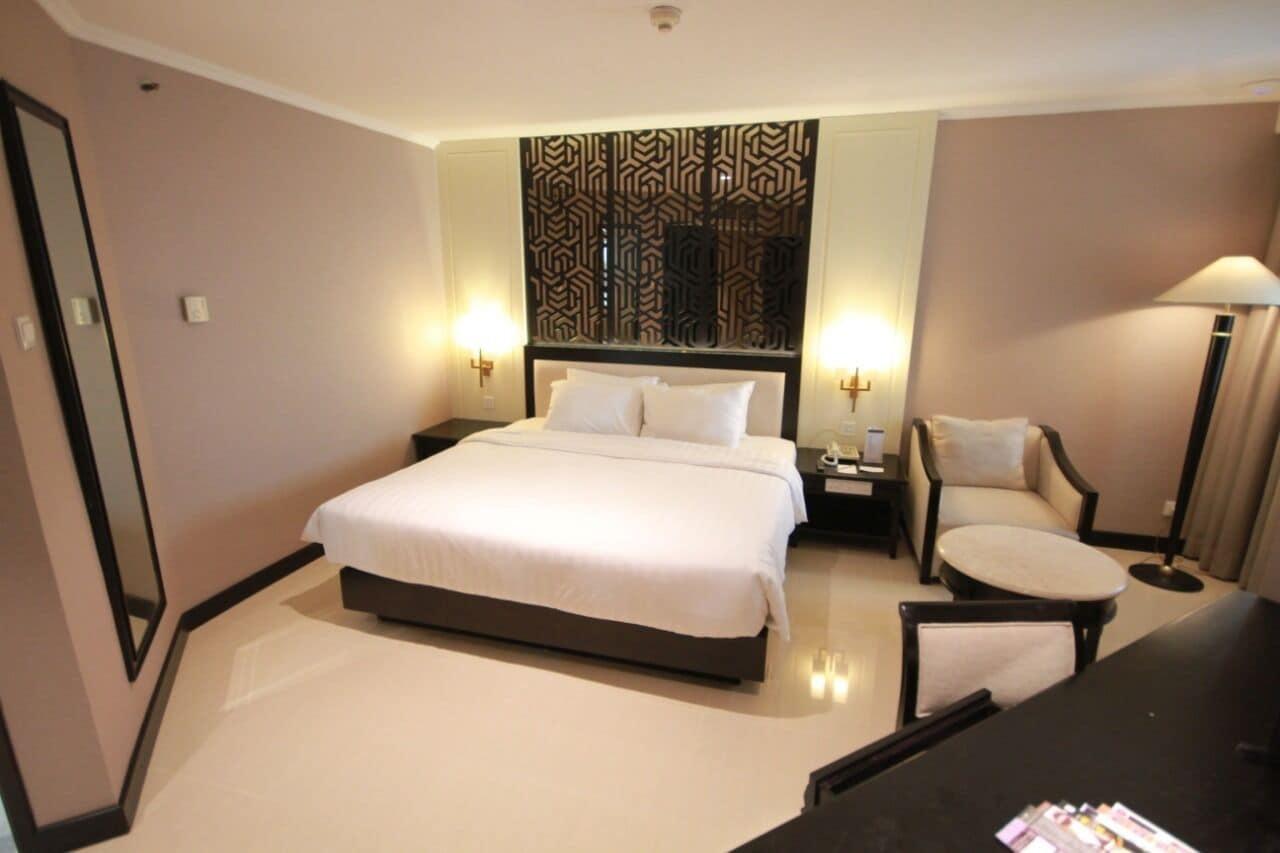 Grand Arkenso Park View Hotel Semarang Exterior photo