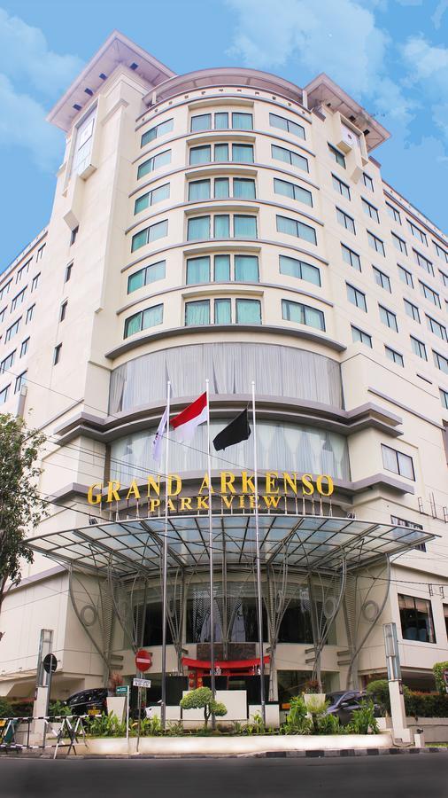 Grand Arkenso Park View Hotel Semarang Exterior photo